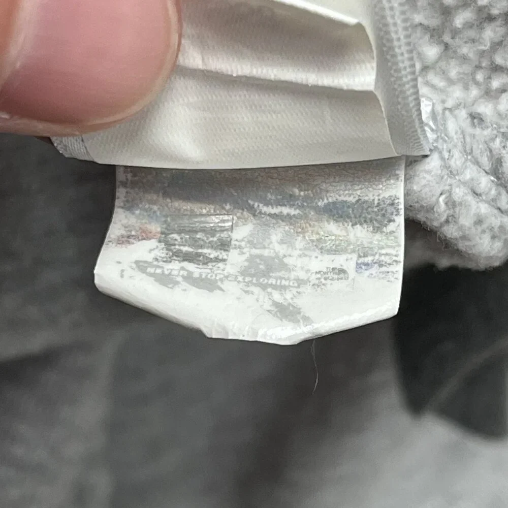 the North Face Hoodie Mens Medium Grey‎ Pullover